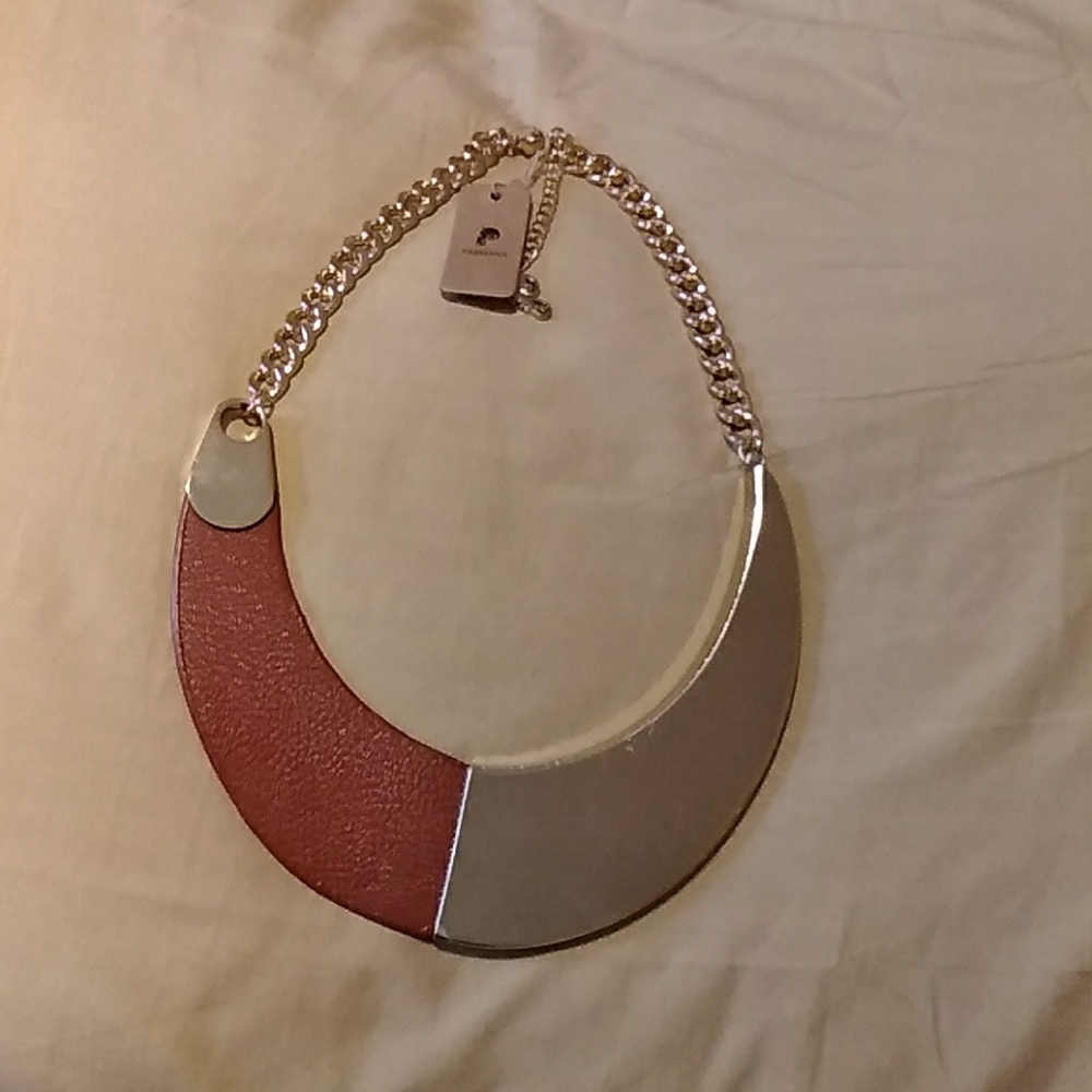 necklace - Picture 3 of 8